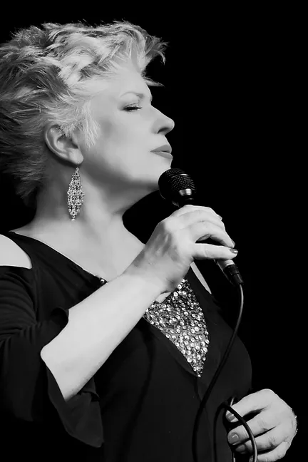 95f9cd_188494ce0d274303865848578c776482_mv2_d_3000_4500_s_4_2